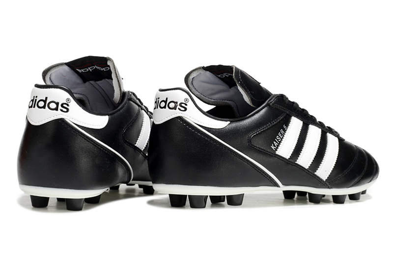 CHUTEIRA ADIDAS COPA MUNDIAL CAMPO "KAISER 5" - PRETA