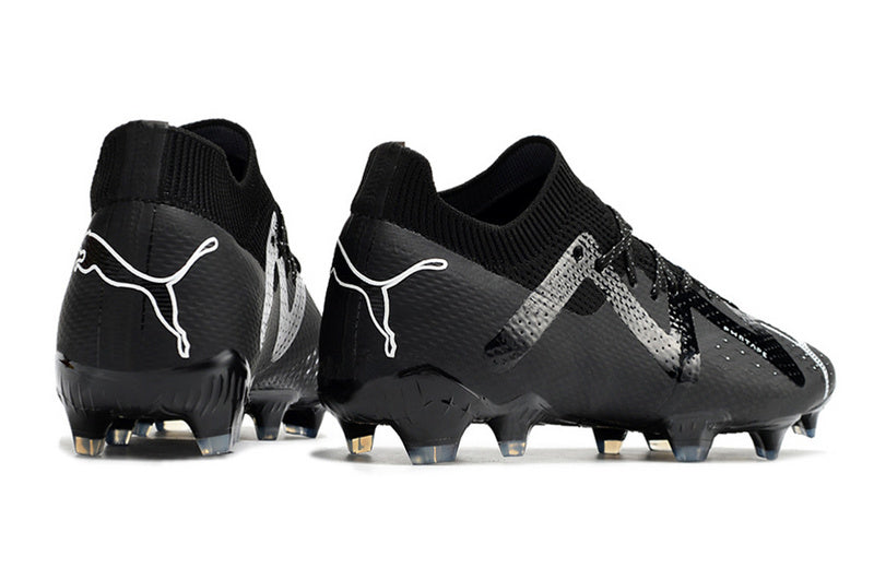 CHUTEIRA PUMA FUTURE ULTIMATE CAMPO "ECLIPSE" - PRETA
