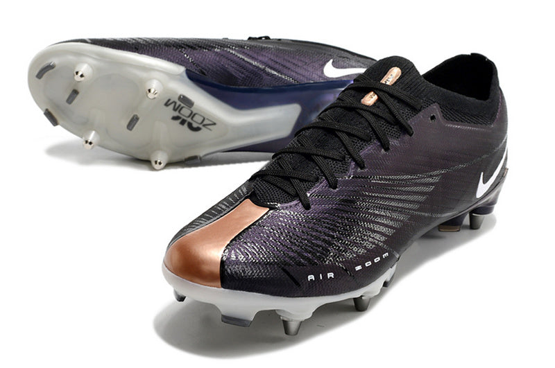 CHUTEIRA NIKE AIR ZOOM MERCURIAL VAPOR 15 ELITE TRAVA MISTA "2001" - PRETA E COBRE
