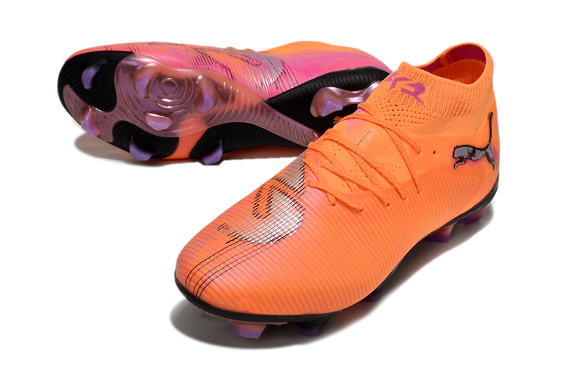 CHUTEIRA PUMA FUTURE 8 ULTIMATE CAMPO - LARANJA