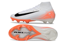 CHUTEIRA NIKE AIR ZOOM MERCURIAL SUPERFLY 10 ELITE CAMPO - BRANCA E LARANJA