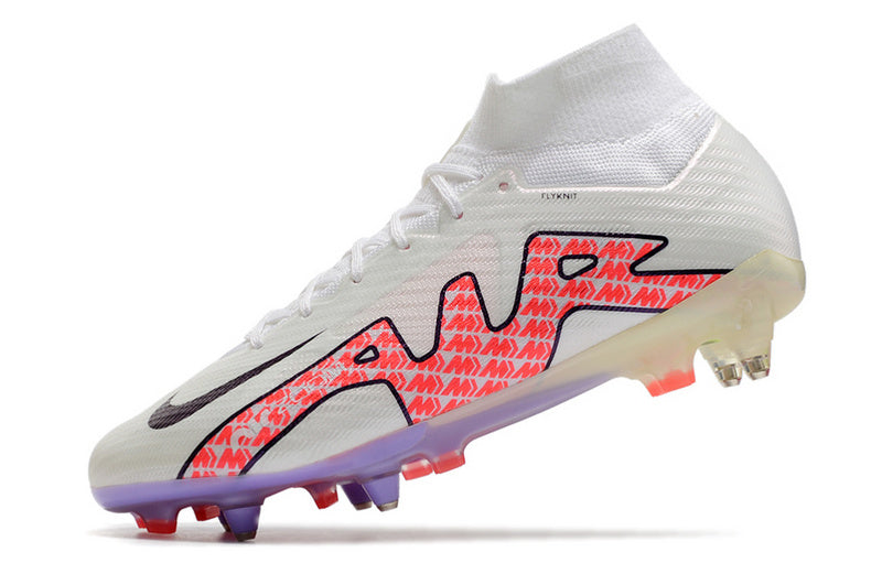 CHUTEIRA NIKE AIR ZOOM MERCURIAL SUPERFLY 9 ELITE TRAVA MISTA FIXA "DISRUPTION" - BRANCA E VERMELHA