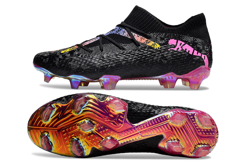CHUTEIRA PUMA FUTURE 7 ULTIMATE CAMPO - PRETA E ROXA