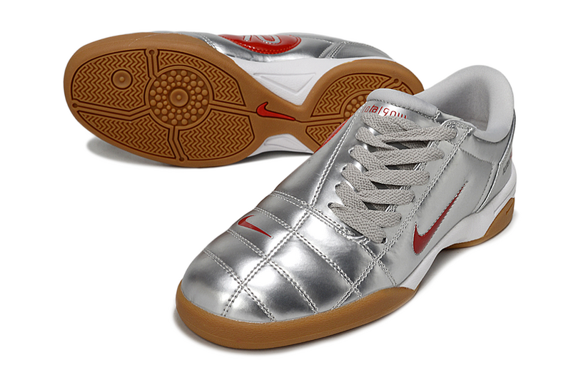 CHUTEIRA NIKE TOTAL 90 III FUTSAL - CINZA E VERMELHA