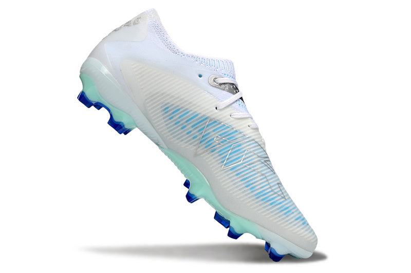 CHUTEIRA PUMA FUTURE 8 ULTIMATE LOW CAMPO - AZUL