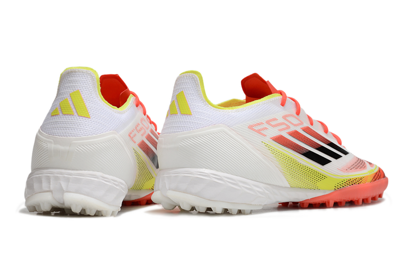 CHUTEIRA ADIDAS F50 SOCIETY - BRANCA E VERMELHA