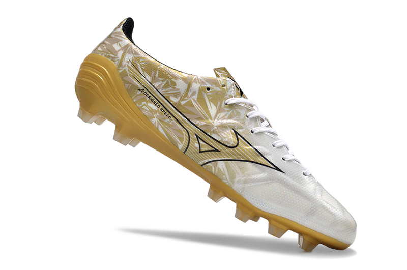 CHUTEIRA MIZUNO ALPHA JAPAN CAMPO "SÉRGIO RAMOS" - DOURADA E BRANCA