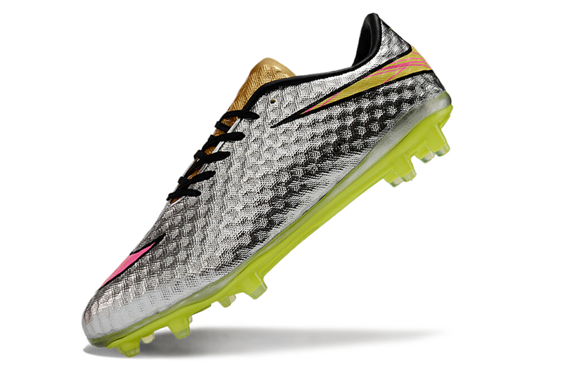 CHUTEIRA NIKE HYPERVENOM ELITE CAMPO - PRATA