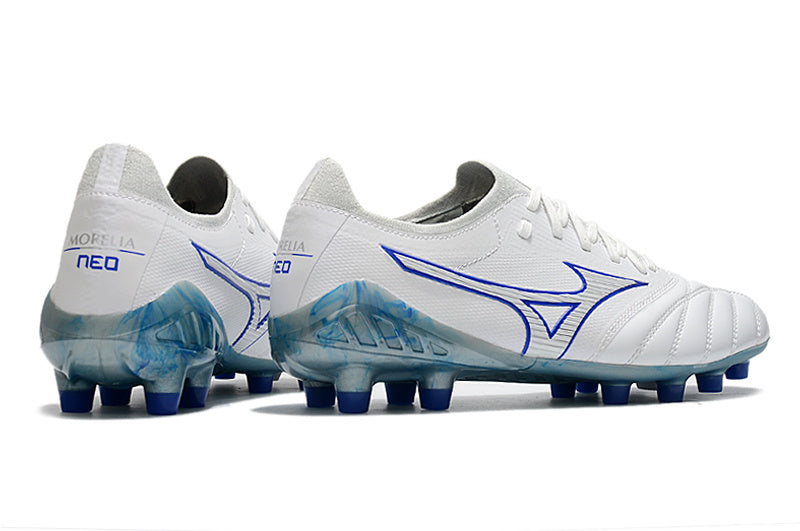 CHUTEIRA MIZUNO MORELIA NEO III JAPAN CAMPO - BRANCA E AZUL
