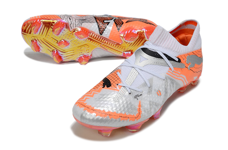 CHUTEIRA PUMA FUTURE 7 ULTIMATE CAMPO - CINZA E LARANJA