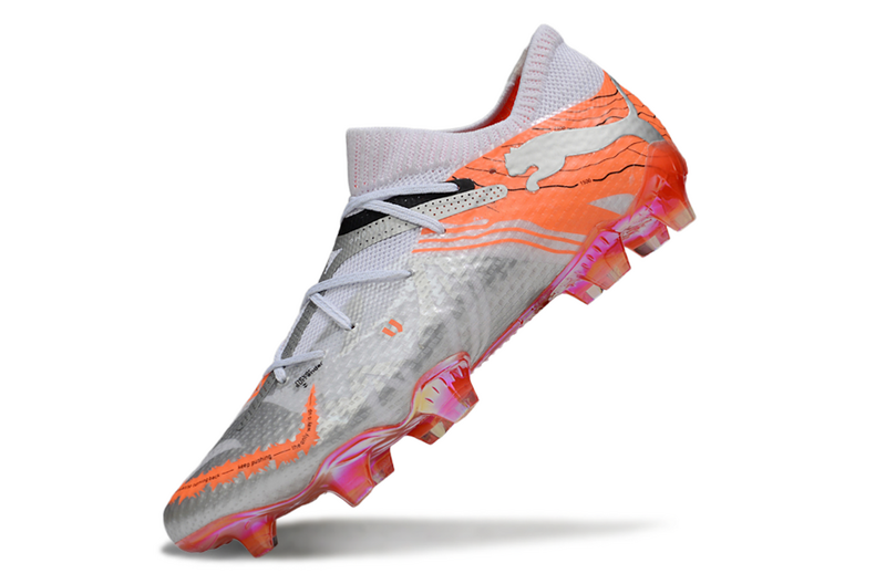 CHUTEIRA PUMA FUTURE 7 ULTIMATE CAMPO - CINZA E LARANJA