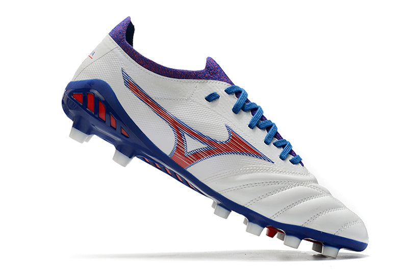 CHUTEIRA MIZUNO MORELIA NEO III JAPAN CAMPO - BRANCA E AZUL