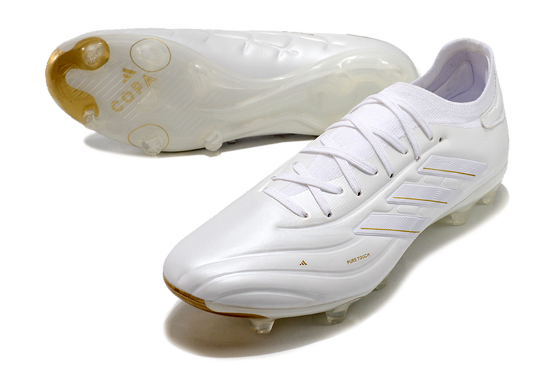 CHUTEIRA ADIDAS COPA PURE II CAMPO "PEARLIZED" BRANCA E DOURADA