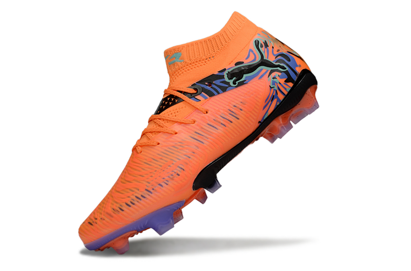 CHUTEIRA PUMA FUTURE 8 ULTIMATE CAMPO - LARANJA