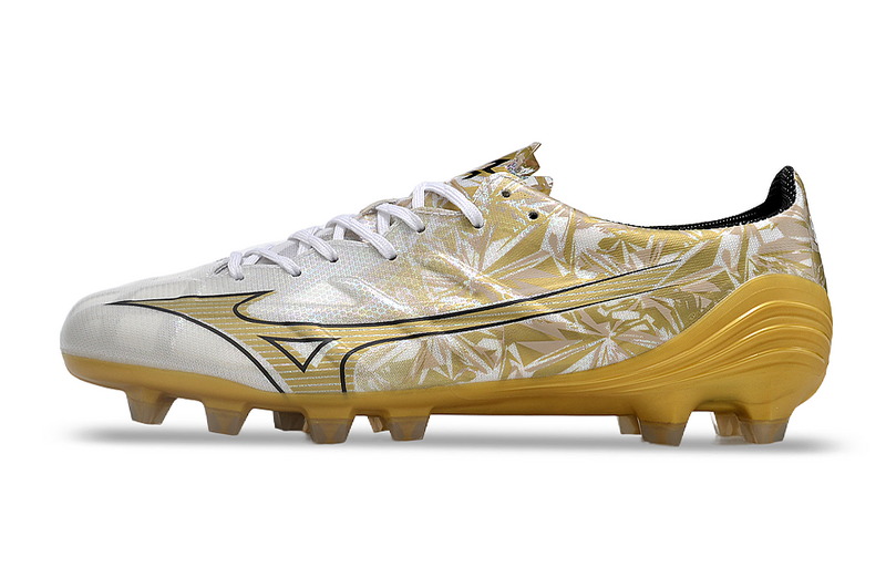 CHUTEIRA MIZUNO ALPHA JAPAN CAMPO "SÉRGIO RAMOS" - DOURADA E BRANCA