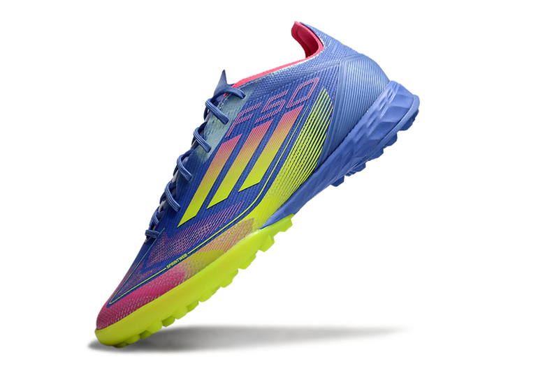 CHUTEIRA ADIDAS F50 SOCIETY - AZUL E COLORIDA