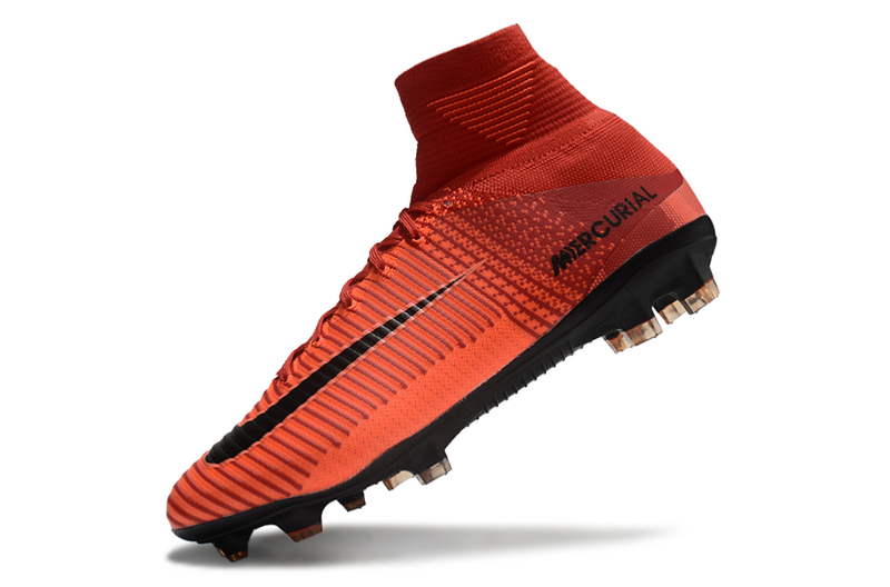 CHUTEIRA NIKE MERCURIAL SUPERFLY 5 ELITE CAMPO - VERMELHA