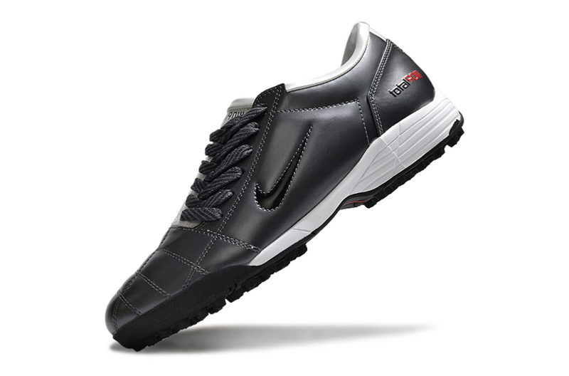 CHUTEIRA NIKE TOTAL 90 III SOCIETY - CINZA E PRATA