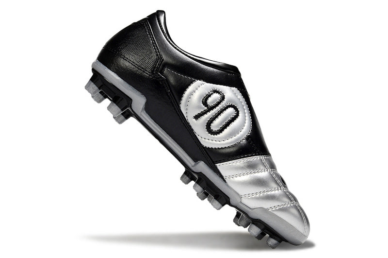 CHUTEIRA NIKE TOTAL 90 III CAMPO - CINZA E PRETA