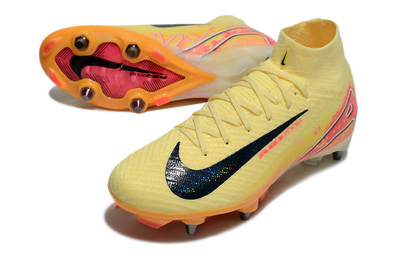 CHUTEIRA NIKE AIR ZOOM MERCURIAL SUPERFLY 10 ELITE TRAVA MISTA "MBAPPÉ" - AMARELA E LARANJA