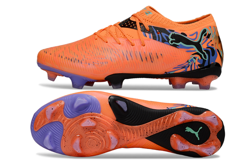 CHUTEIRA PUMA FUTURE 8 ULTIMATE LOW CAMPO - LARANJA