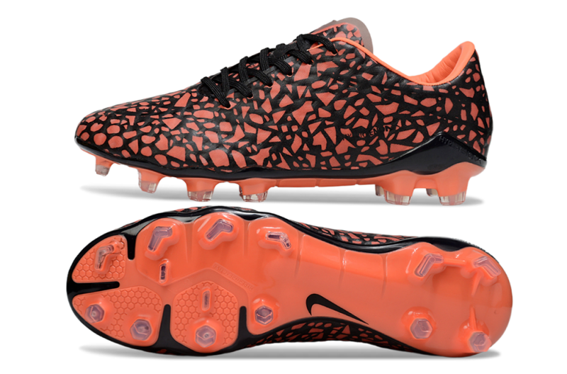CHUTEIRA NIKE HYPERVENOM SE ELITE CAMPO - PRETA E LARANJA