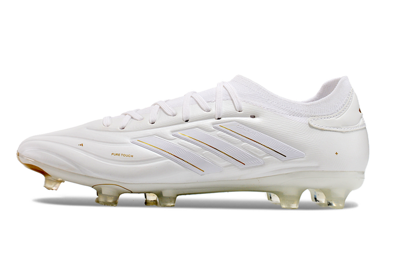 CHUTEIRA ADIDAS COPA PURE II CAMPO "PEARLIZED" BRANCA E DOURADA