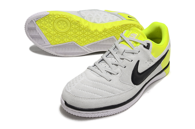 CHUTEIRA NIKE GATO FUTSAL - BRANCA E AMARELA