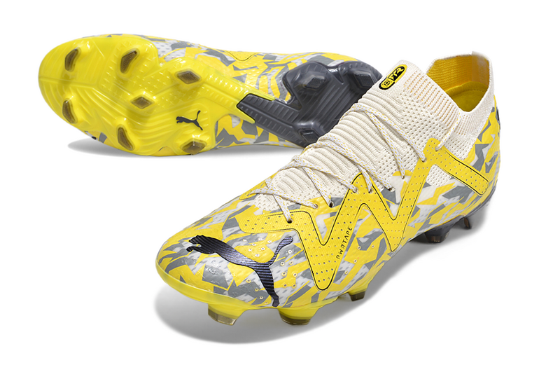 CHUTEIRA PUMA FUTURE ULTIMATE CAMPO "VOLTAGE" - AMARELA