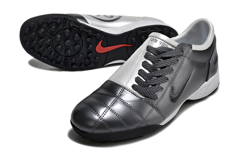 CHUTEIRA NIKE TOTAL 90 III SOCIETY - CINZA E PRATA