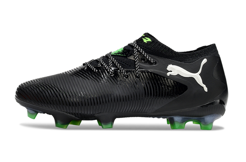 CHUTEIRA PUMA FUTURE 8 ULTIMATE LOW CAMPO - PRETA E VERDE