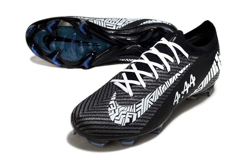 CHUTEIRA NIKE AIR ZOOM MERCURIAL VAPOR 16 ELITE CAMPO - PRETA E BRANCA