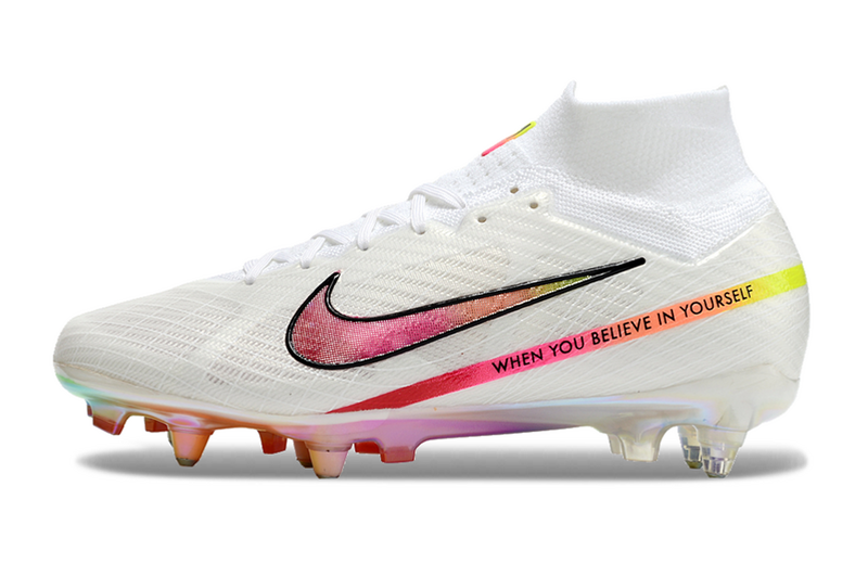 CHUTEIRA NIKE AIR ZOOM MERCURIAL SUPERFLY 9 ELITE TRAVA MISTA FIXA "RASHFORD" - BRANCA E ROSA