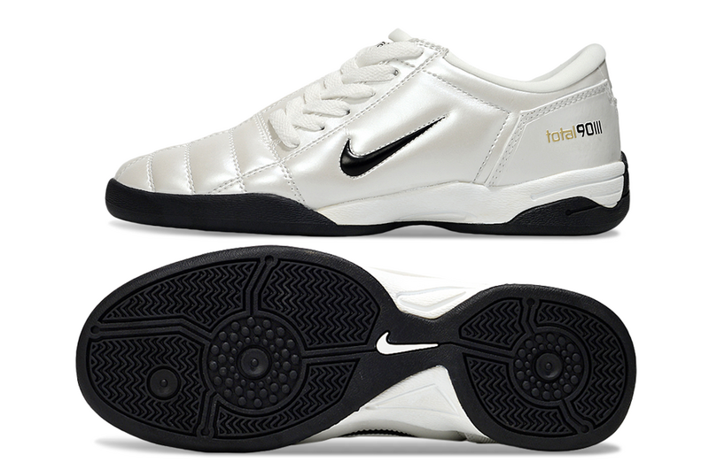 CHUTEIRA NIKE TOTAL 90 III FUTSAL - BRANCA E PRETA