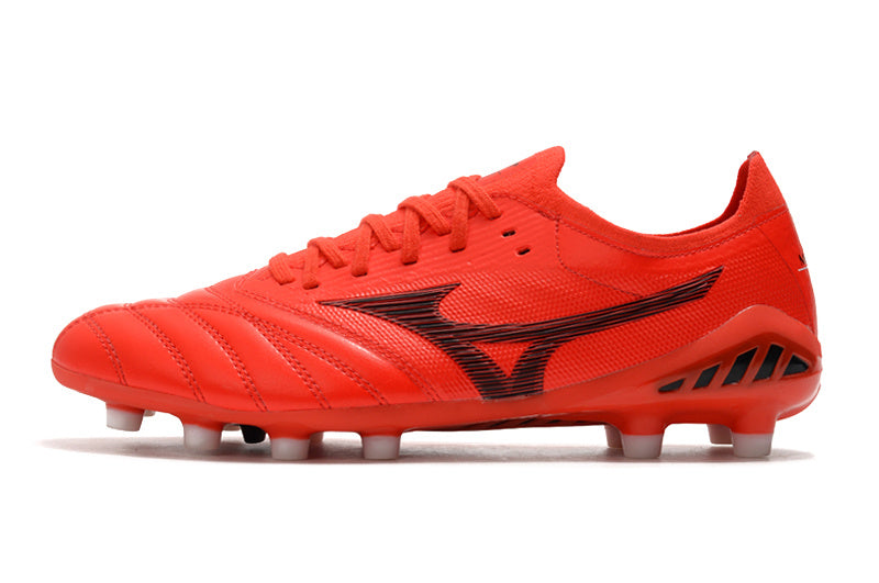 CHUTEIRA MIZUNO MORELIA NEO III JAPAN CAMPO - VERMELHA E PRETA