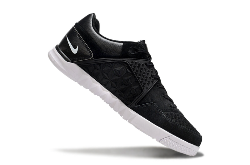CHUTEIRA NIKE GATO FUTSAL - PRETA