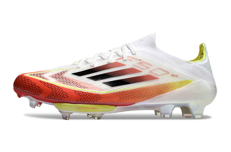 CHUTEIRA ADIDAS F50.1 LIGHTSTRIKE PRO ELITE CAMPO - BRANCA E COLORIDA