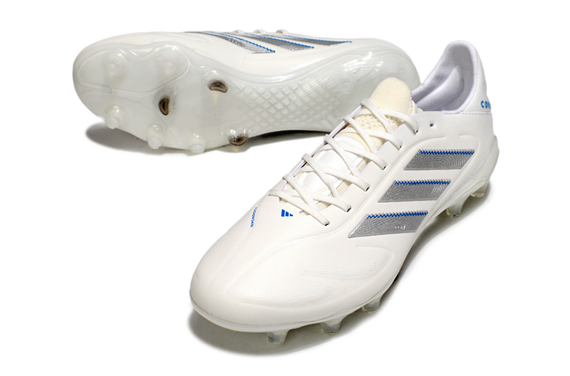 CHUTEIRA ADIDAS COPA PURE III CAMPO - BRANCA E AZUL