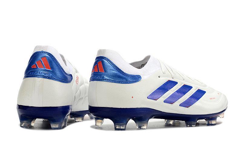 CHUTEIRA ADIDAS COPA PURE II CAMPO "ADVANCEMENT" - BRANCA E AZUL