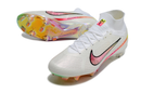 CHUTEIRA NIKE AIR ZOOM MERCURIAL SUPERFLY 9 ELITE TRAVA MISTA FIXA "RASHFORD" - BRANCA E ROSA