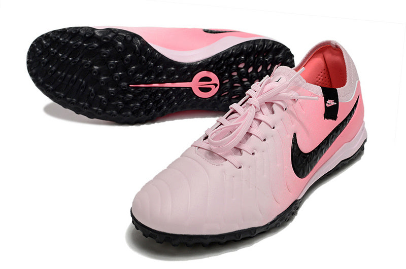 CHUTEIRA NIKE TIEMPO LEGEND 10 SOCIETY "MAD BRILLIANCE" - ROSA E PRETA