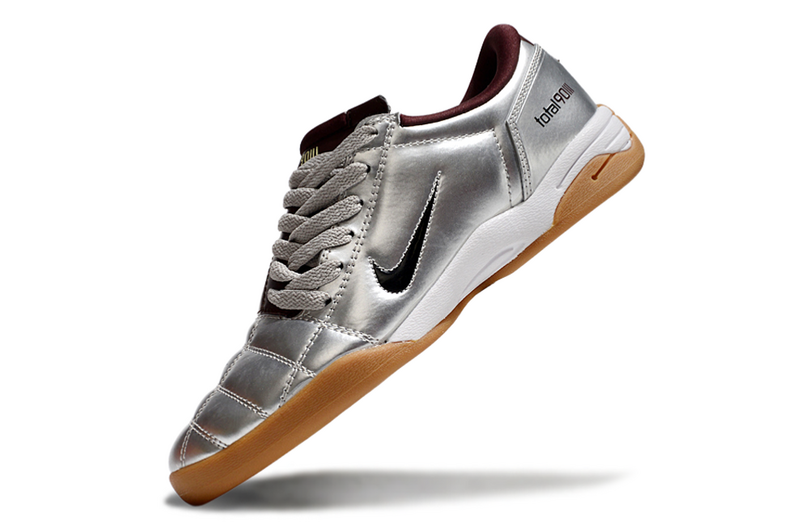 CHUTEIRA NIKE TOTAL 90 III FUTSAL - CINZA E VINHO
