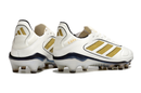 CHUTEIRA ADIDAS COPA PURE III CAMPO - BRANCA E DOURADA