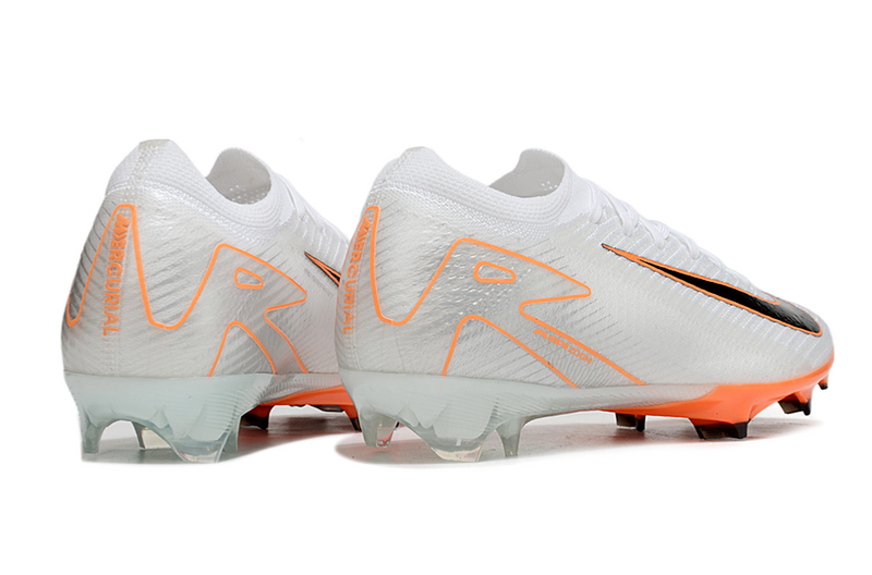 CHUTEIRA NIKE AIR ZOOM MERCURIAL VAPOR 16 ELITE CAMPO - BRANCA E LARANJA