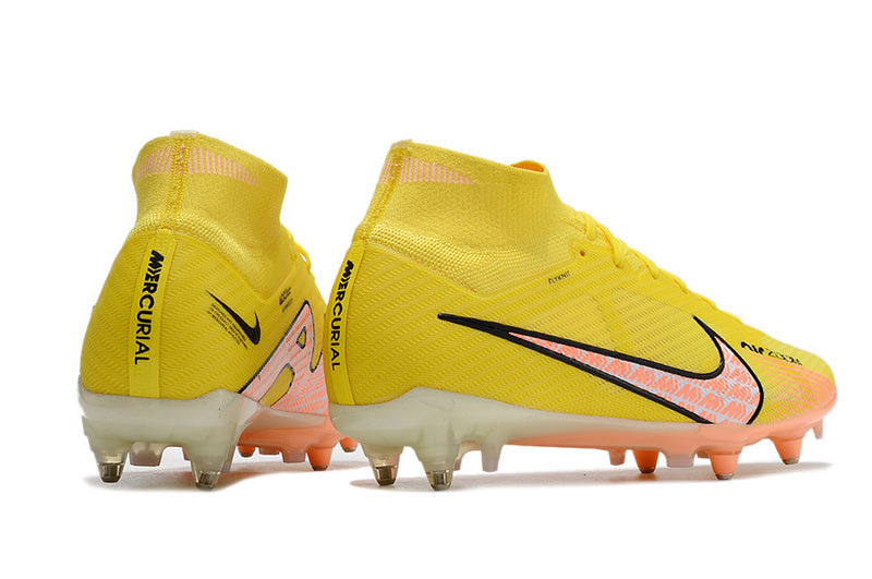 CHUTEIRA NIKE AIR ZOOM MERCURIAL SUPERFLY 9 ELITE TRAVA MISTA FIXA "LUCENT" - AMARELA E LARANJA
