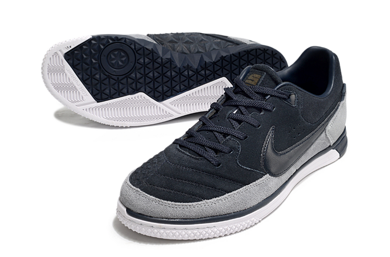 CHUTEIRA NIKE GATO FUTSAL - PRETA E CINZA