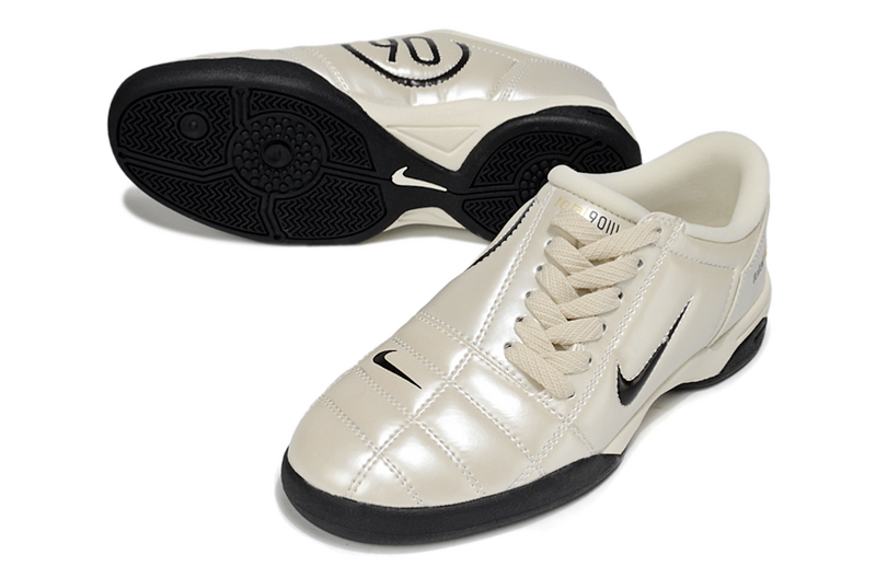 CHUTEIRA NIKE TOTAL 90 III FUTSAL - BEGE E PRETA