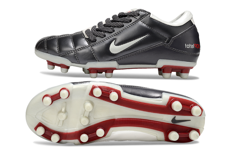 CHUTEIRA NIKE TOTAL 90 III CAMPO  - CINZA E BRANCA