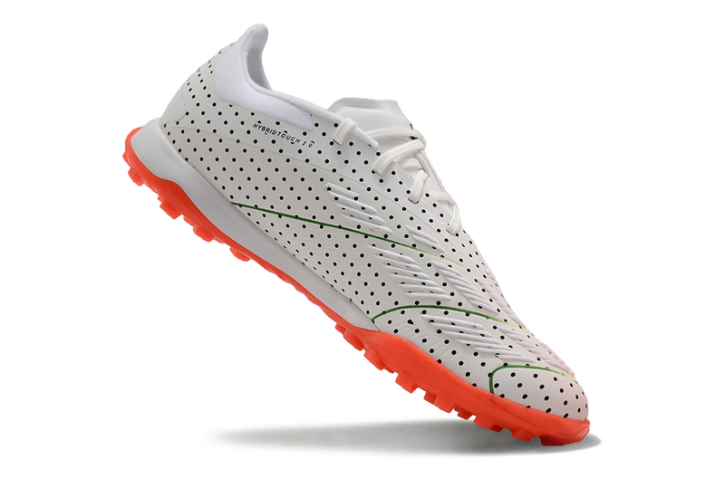 CHUTEIRA ADIDAS PREDATOR 24 ELITE SOCIETY - BRANCA, CINZA E VERMELHA