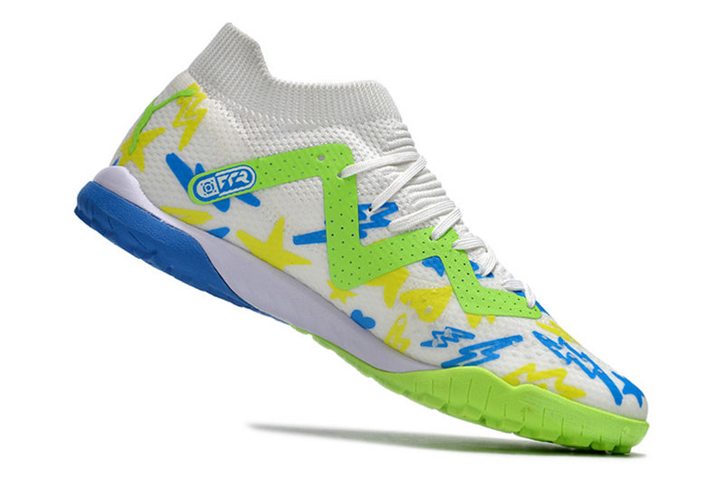 CHUTEIRA PUMA FUTURE ULTIMATE SOCIETY "NEYMAR INSTITUTO" - BRANCA, VERDE E AZUL